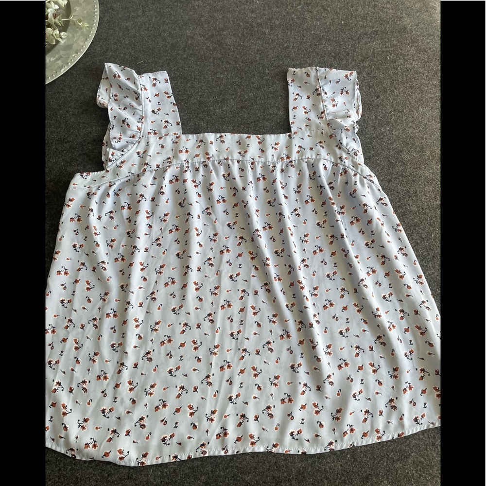 Floral tank blouse